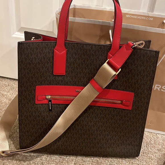 Brand new MICHAEL KORS tote bag - Picture 5 of 5